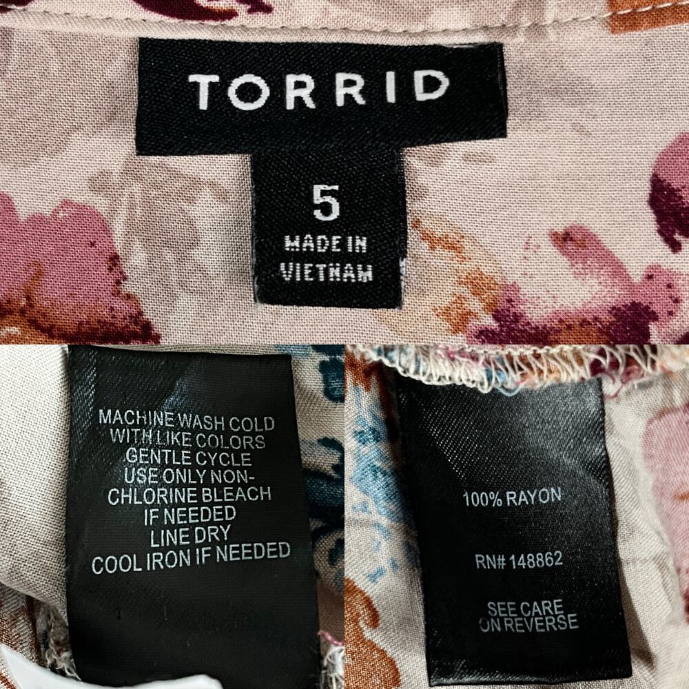 Torrid Floral Button Up Top Shirt 5 Wine Stretch 28 - Picture 8 of 14
